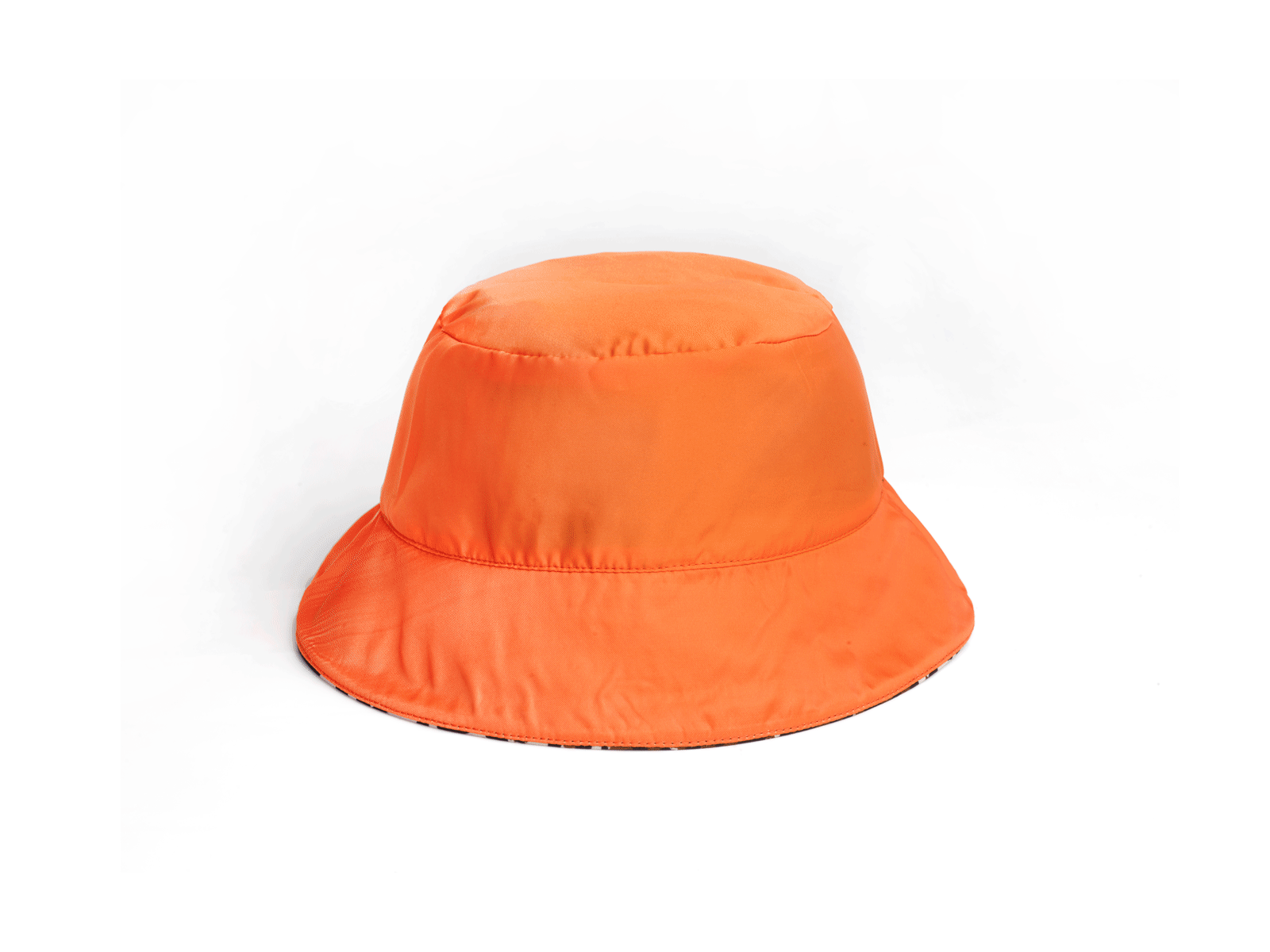 FEVEROOM-REVERSABLE-BUCKET_copy.gif